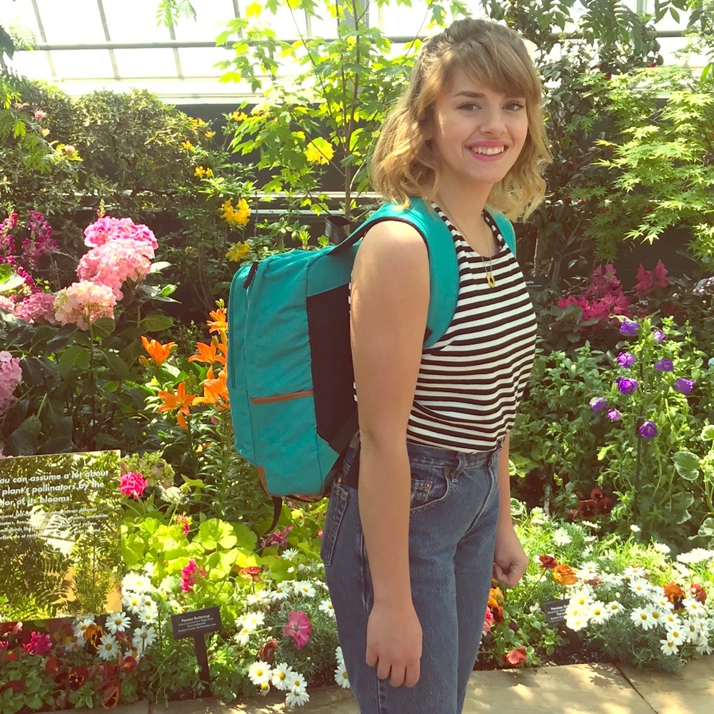 Meet your Posher, Abby